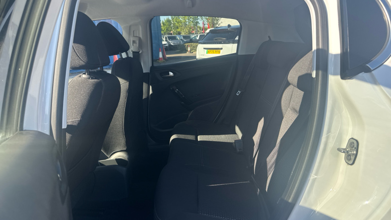 Peugeot 208 1.2 PureTech 110 Tech Edition 5dr EAT6 Petrol Hatchback